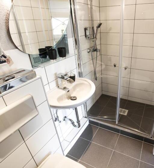 غرفة قياسية, Brunnenbach