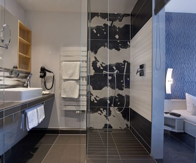 컴포트 룸, Burgblick