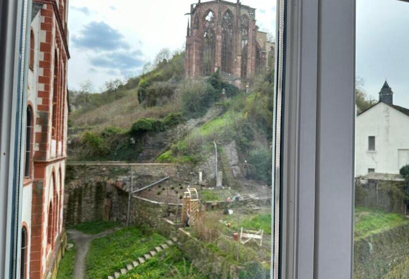 스탠다드 트리플 룸, Café Burg Stahleck