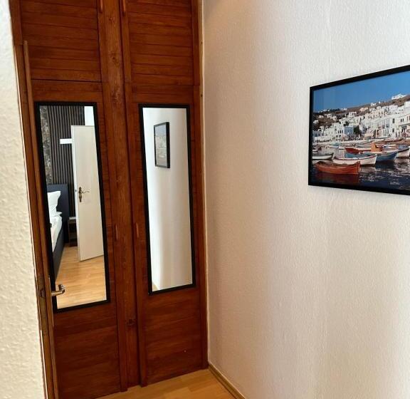 스탠다드 룸, Café Burg Stahleck