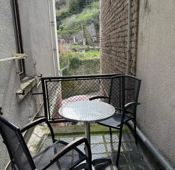 スタンダードルーム, Café Burg Stahleck