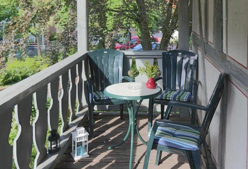 Номер Стандарт, Doernersches Haus