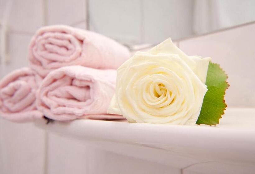 标准间, Felsenkeller