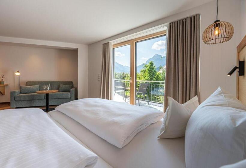 استودیوی استاندارد, Filser