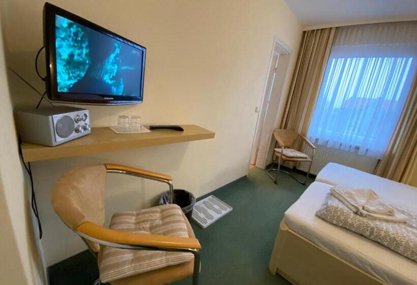 חדר סטודיו סטנדרד, Harzidyll