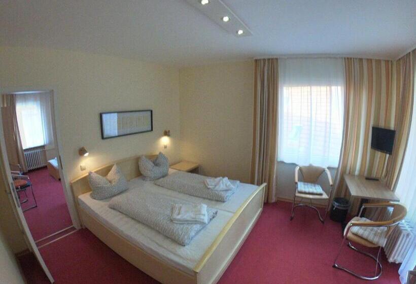 סטודיו משפחתי, Harzidyll