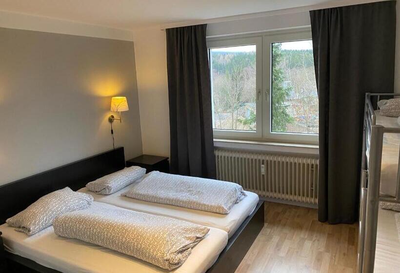 דירת 4 חדרים, Harzidyll