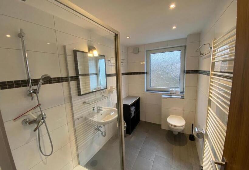 דירת 4 חדרים, Harzidyll