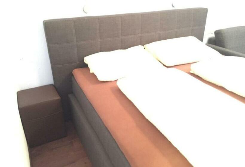 스탠다드 룸, Marktschänke