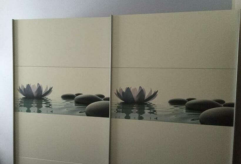 스탠다드 룸, Marktschänke