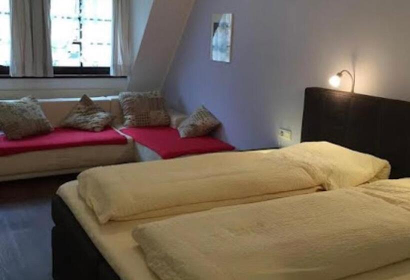 스탠다드 룸, Marktschänke