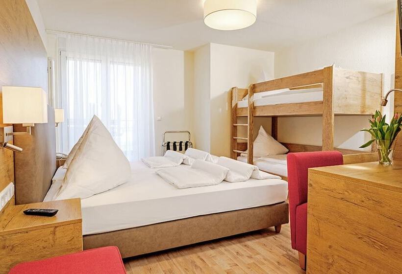 Quarto Quádruplo Estandar, Mythos