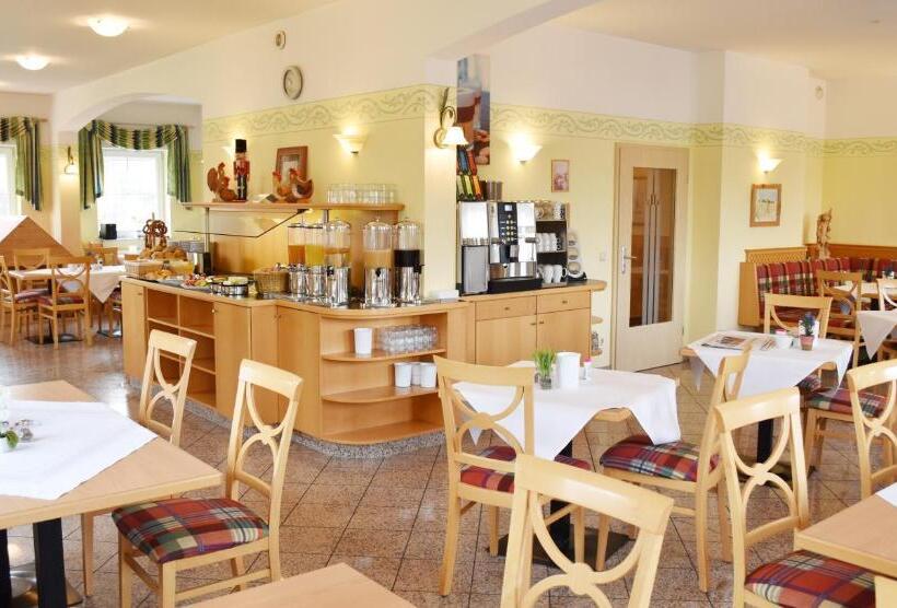 Номер Стандарт Трехместный, Nummerhof