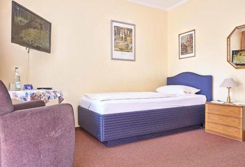 标准单人间, Pension Elfi