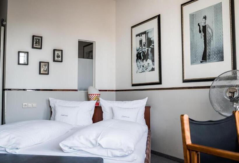 Quarto standard, Romantikhotel Rebstock Art & Design