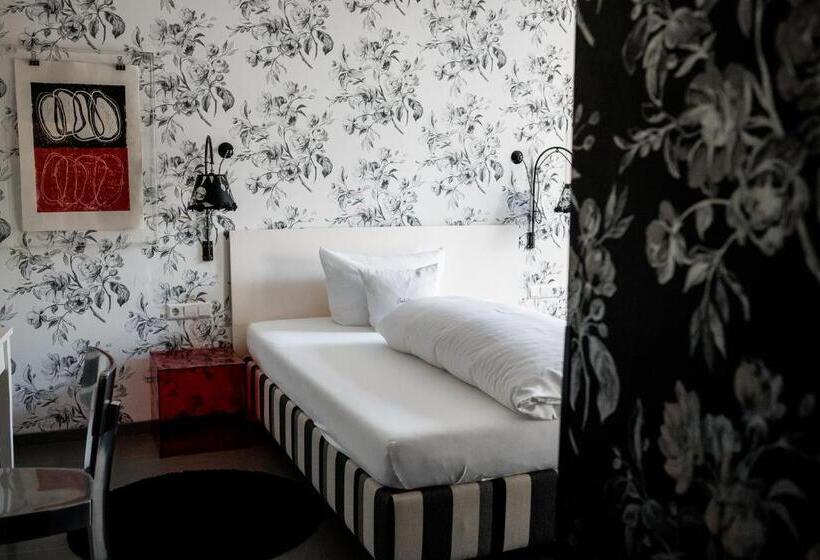 Quarto Comfort, Romantikhotel Rebstock Art & Design