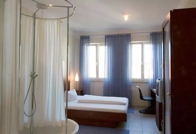 スタンダードシングルルーム, Romantikhotel Rebstock Art & Design