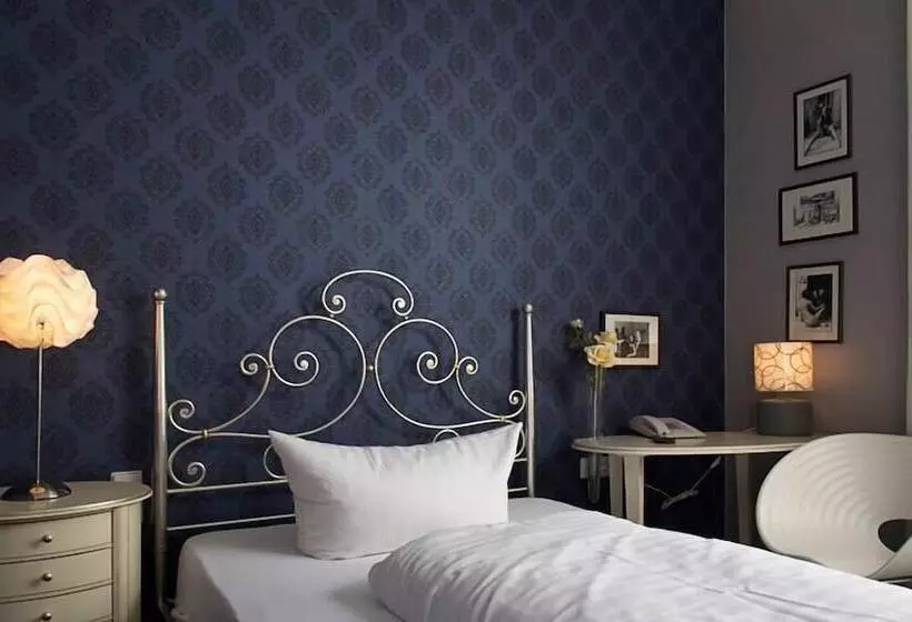 スタンダードシングルルーム, Romantikhotel Rebstock Art & Design