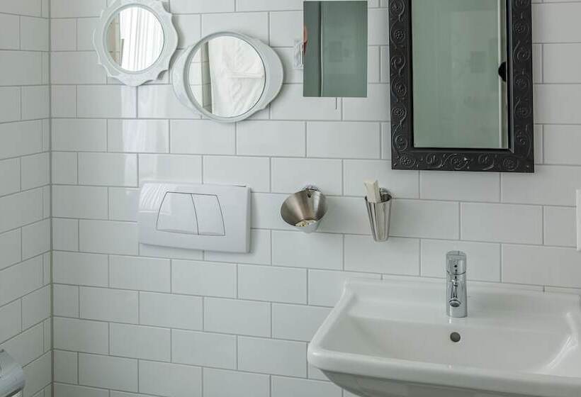 Quarto Comfort, Romantikhotel Rebstock Art & Design