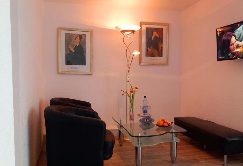 חדר סטנדרט לשלושה, Schloßschenke