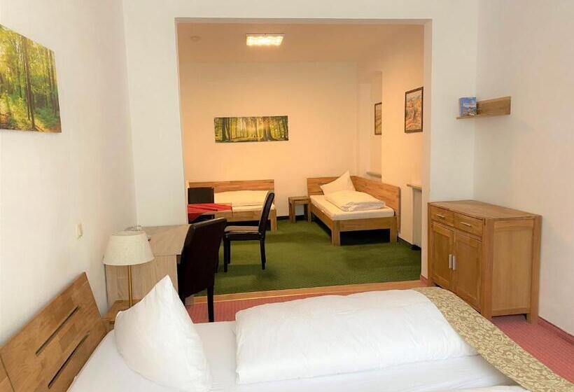 Четырехместный Номер Стандарт, Schwabenwirt