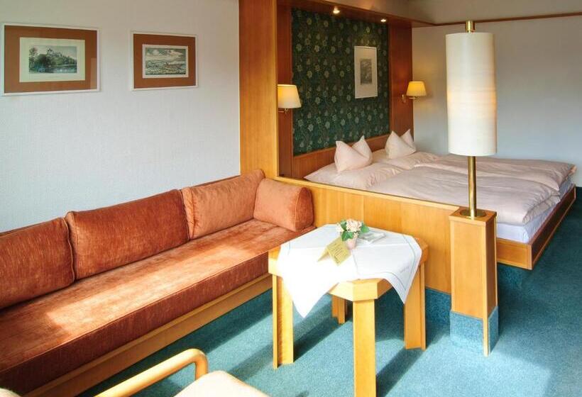 家庭间, Steinbach