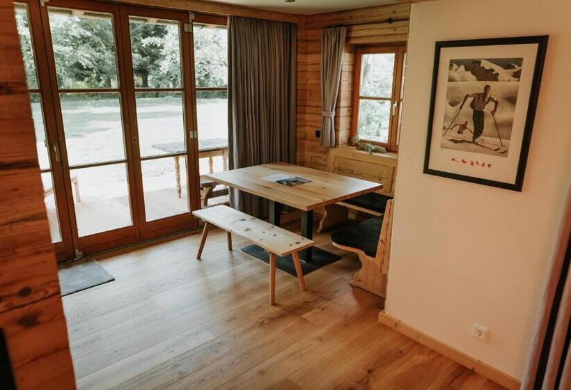 2间卧室的房子, Tegernseer Hof