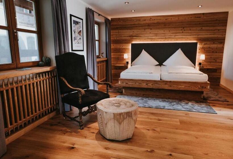 2间卧室的房子, Tegernseer Hof