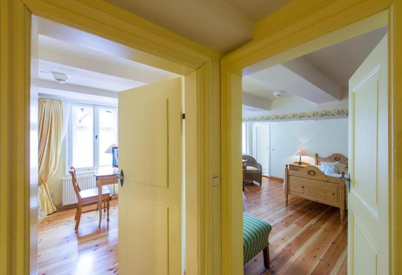 4ベッドルームクラシックタイプ, Theophano