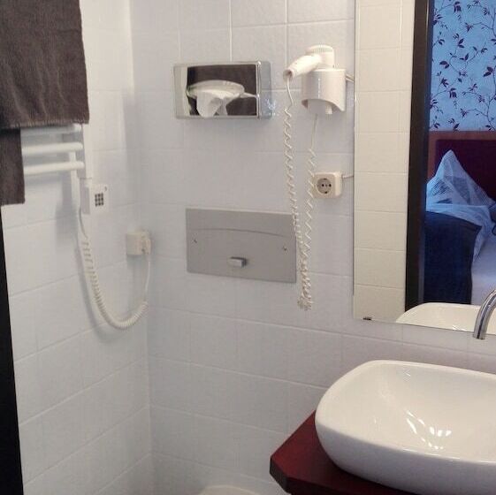 חדר קומפורט יחיד, Wildunger Hof Mit Gemeinschaftskuche