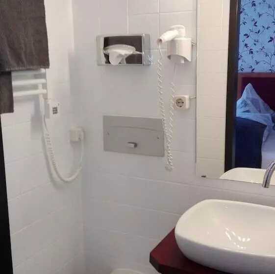 コンフォートシングルルーム, Wildunger Hof Mit Gemeinschaftskuche