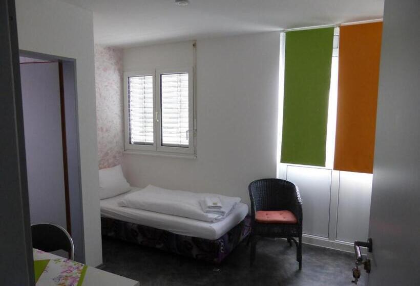 Номер Стандарт Индивидуальный, Gästehaus Linde, Hotel Garni