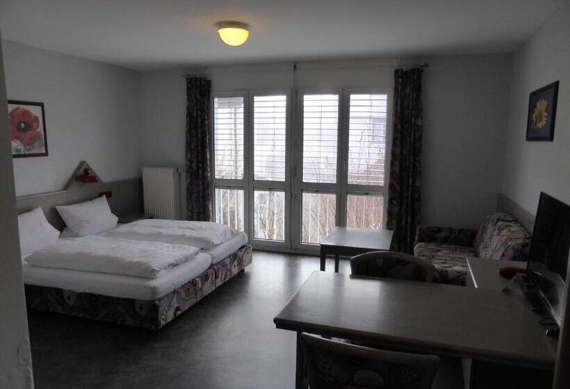 Трехместный Номер Классика, Gästehaus Linde, Hotel Garni