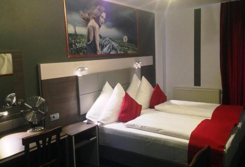 Номер Стандарт Вид на Реку, Rheinhotel Lilie