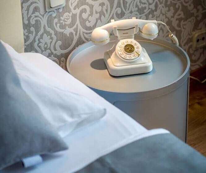 スタンダードルーム, Rheydter Residenz