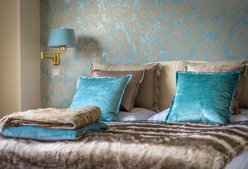 スタンダードルーム, Rheydter Residenz