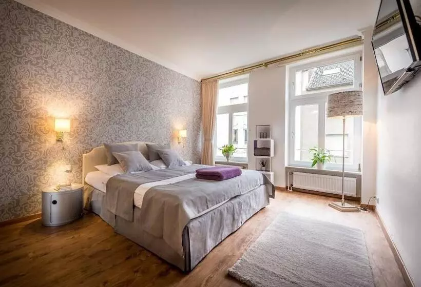 スタンダードシングルルーム, Rheydter Residenz