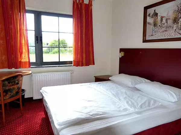 スタンダードルーム, West Hotel An Der Sächsischen Weinstrasse