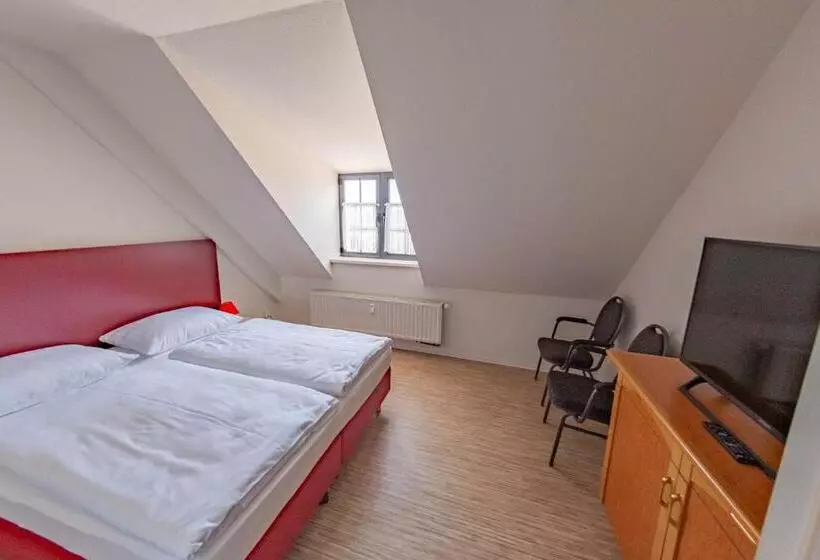 家族用アパートメント, West Hotel An Der Sächsischen Weinstrasse