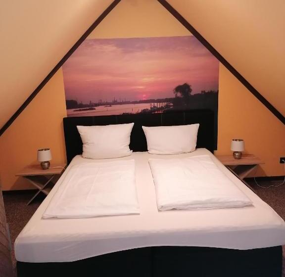 חדר סטודיו סטנדרד, Pension Riverside In Leverkusen Hitdorf Am Rhein Zentral An Der A1 Und 59