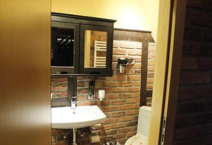 Студия Стандарт, Pension Riverside In Leverkusen Hitdorf Am Rhein   Zentral An Der A1 Und 59