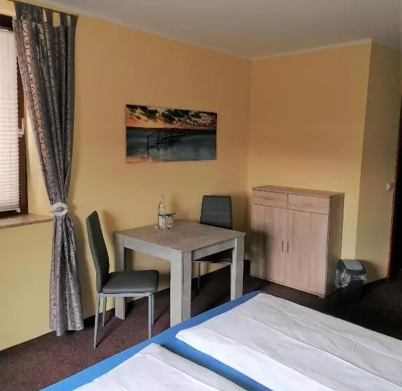 スタンダードルーム, Pension Riverside In Leverkusen Hitdorf Am Rhein Zentral An Der A1 Und 59