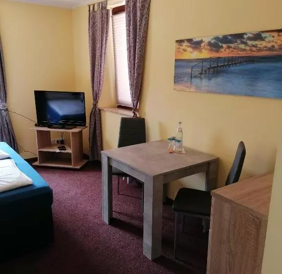 スタンダードルーム, Pension Riverside In Leverkusen Hitdorf Am Rhein Zentral An Der A1 Und 59