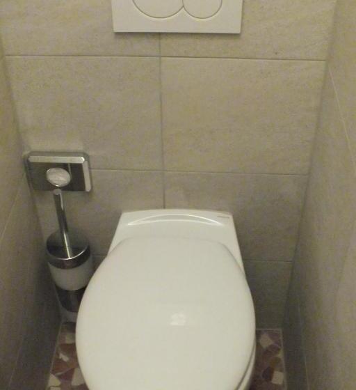 חדר אקונומי יחיד, Pension Riverside In Leverkusen Hitdorf Am Rhein Zentral An Der A1 Und 59