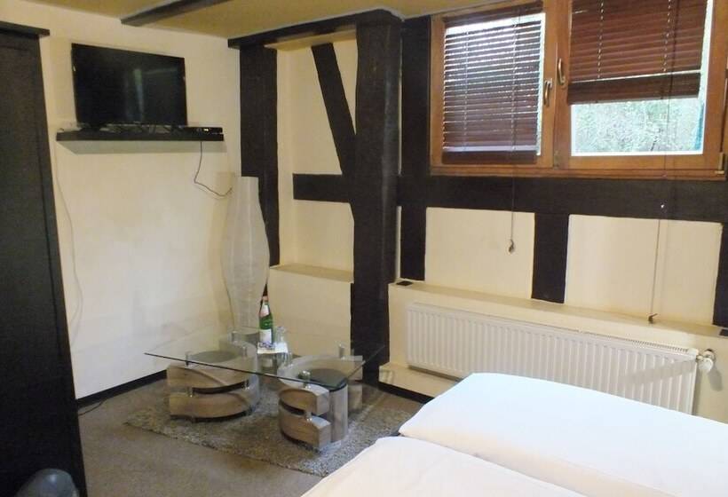 Номер Economy, Pension Riverside In Leverkusen Hitdorf Am Rhein   Zentral An Der A1 Und 59