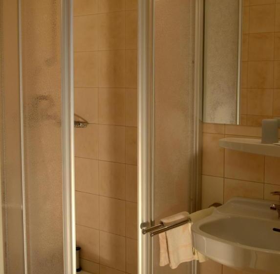 스탠다드 싱글 룸, Best Breakfast   Hotel Justina