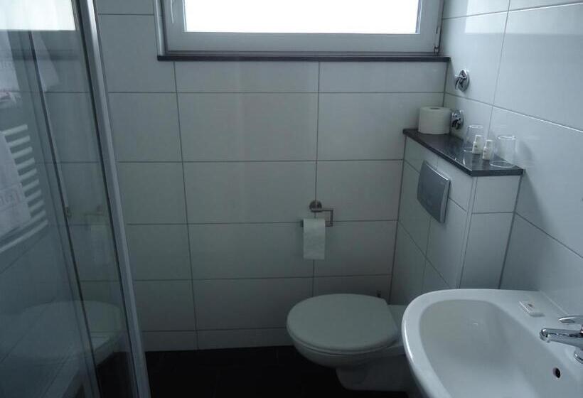 Номер Стандарт Индивидуальный, Centralhotel Ratingen