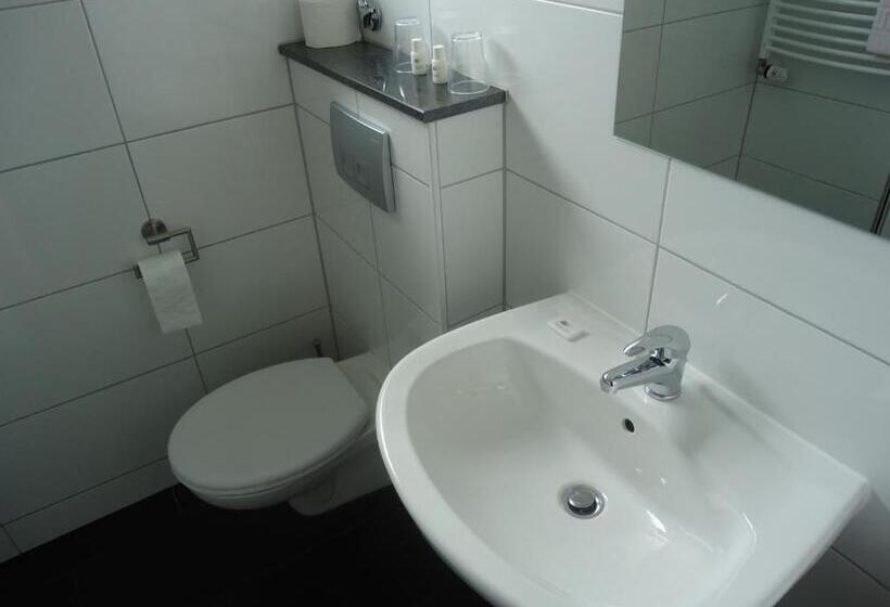 Номер Стандарт Индивидуальный, Centralhotel Ratingen