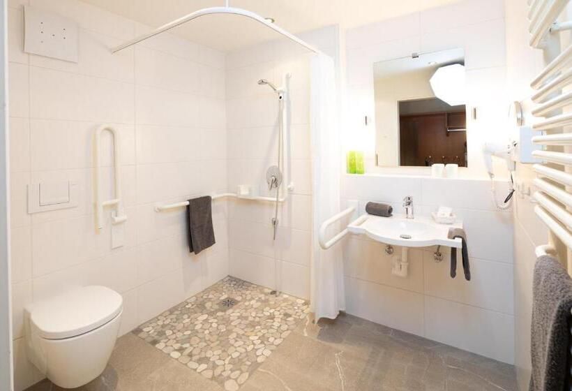 سوییت جونیور, Familien  Und Wellnesshotel Viktoria
