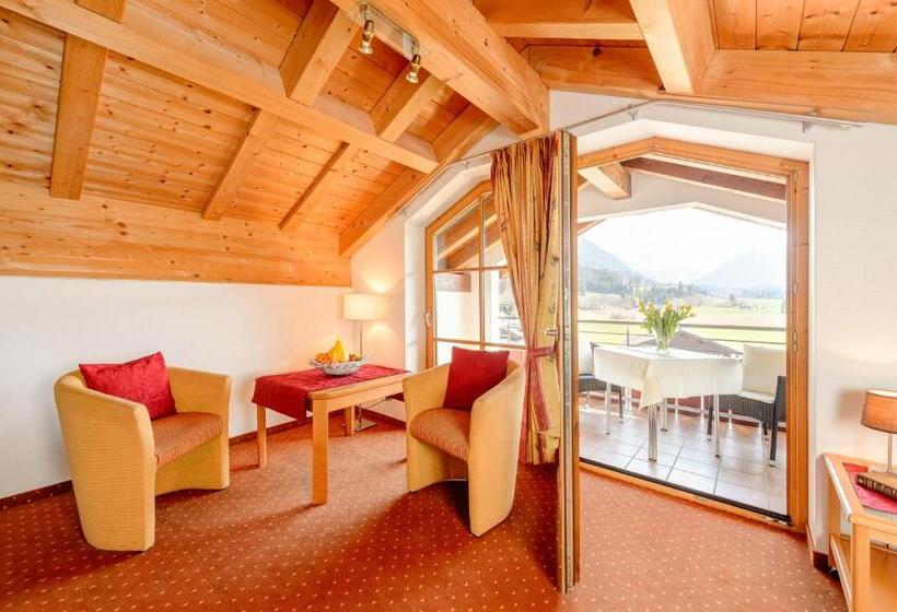 دوبلکس یک ‌خوابه, Familien  Und Wellnesshotel Viktoria